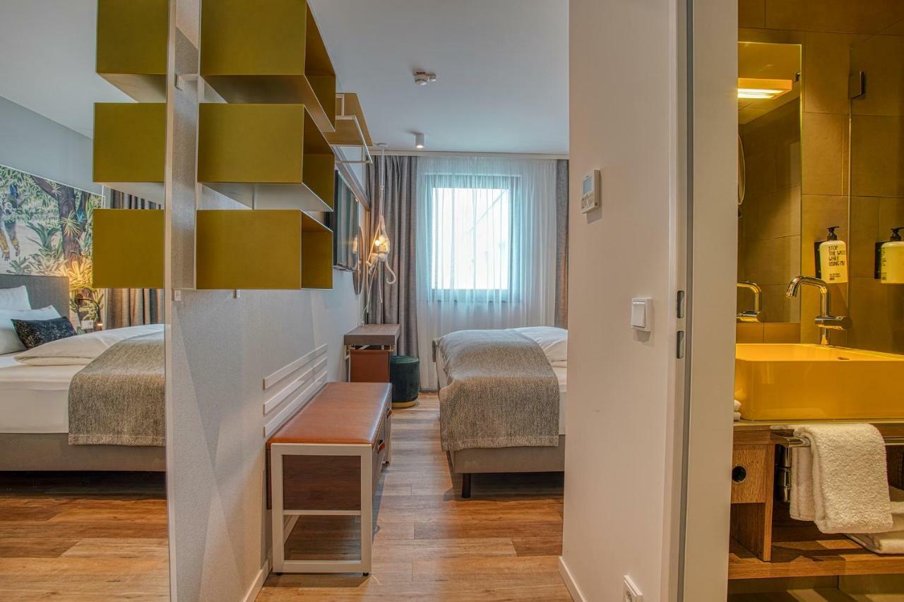 Ninetynine Heidelberg City Екстериор снимка